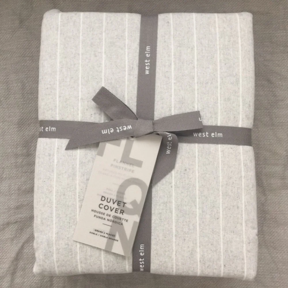 ❤️West Elm Flannel Graduated Stripe Duvet Cover and shams
